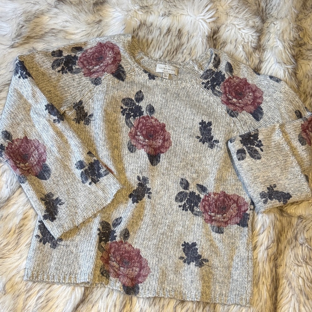 L u c k y B r a n d • Gray Floral Knit Sweater